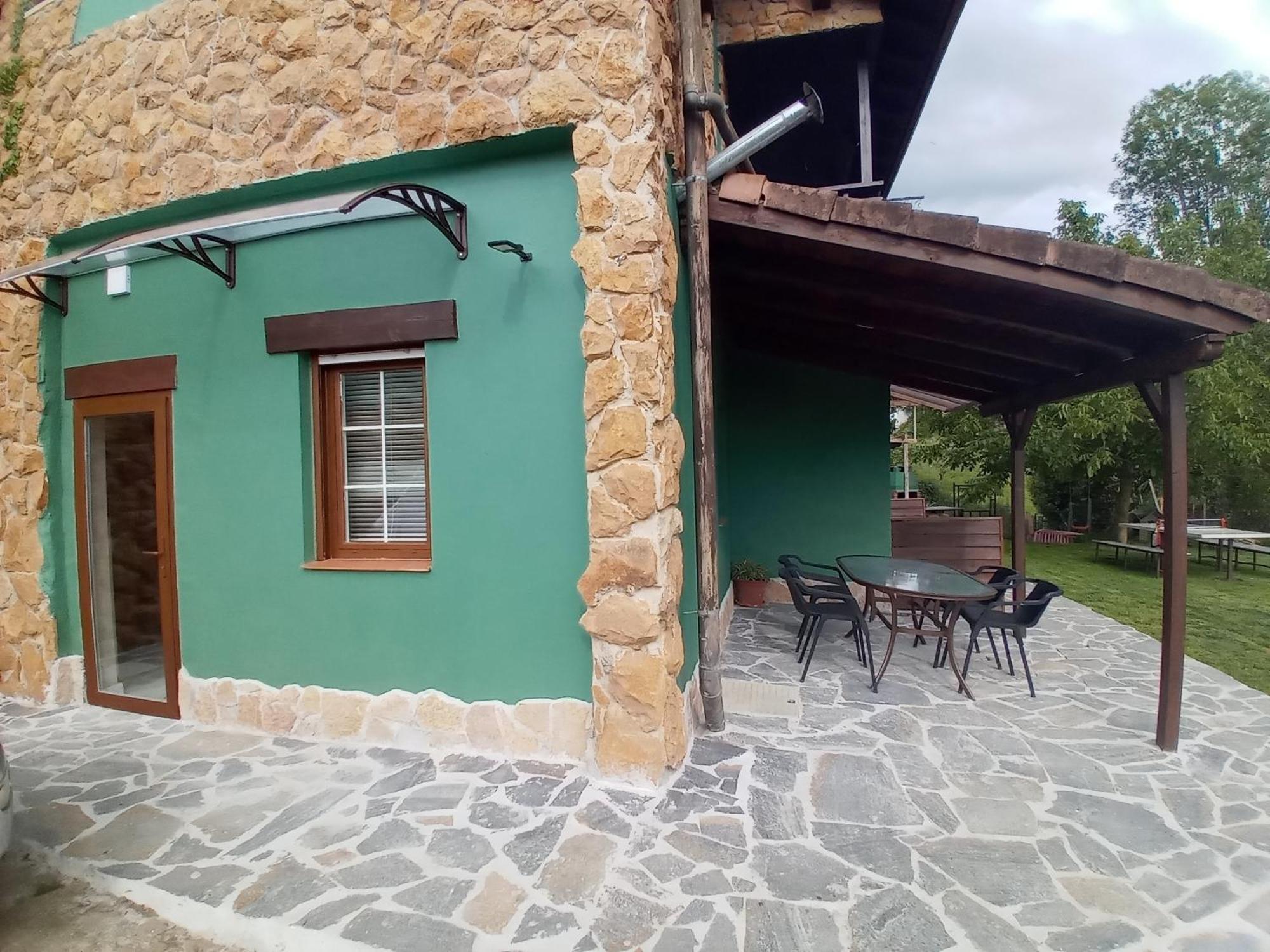 Estudios El Puntual De Romillo Exterior foto